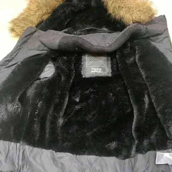 Black Tna  winter jacket size medium - Picture 5 of 7